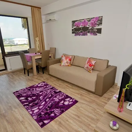 Party Apartment Mamaia