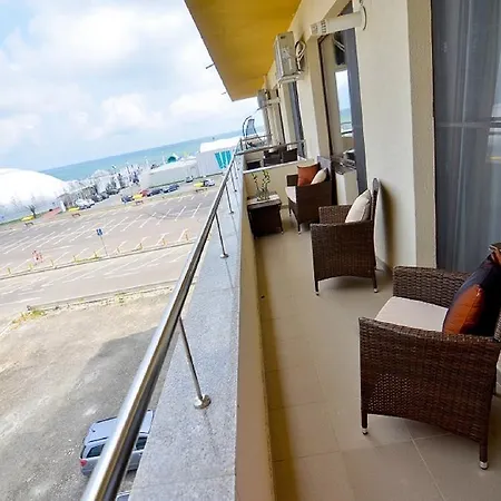 Apartment Party Mamaia